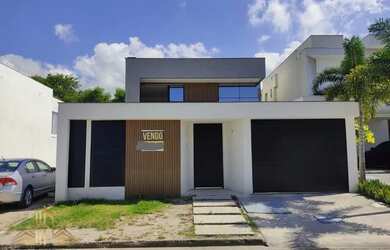 Imagem: A casa em condomínio possui 4 Dormitórios, 5 Banheiros, 3