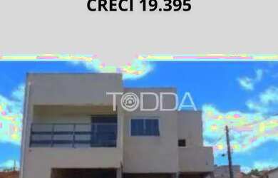 Imagem: A casa possui 2 Dormitórios, 1 Banheiro, 2 Vagas na garagem