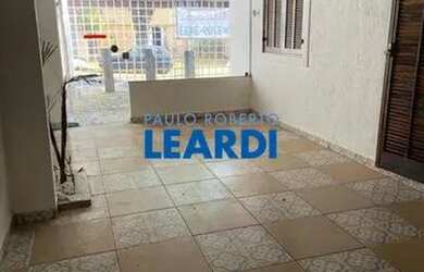 Imagem: A casa possui 5 Dormitórios, 2 Banheiros, 210m² de Área e