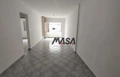 Imagem: O apartamento possui 1 Dormitório, 1 Banheiro, 1 Vaga na garagem