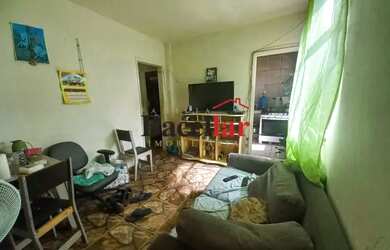 Imagem: O apartamento possui 2 Dormitórios, 1 Banheiro e 52m² de Área