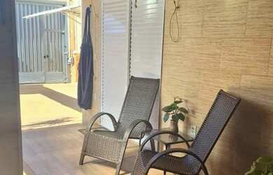 Imagem 3: Casa com piscina, 2 quartos na linha verde