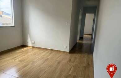 Imagem: O apartamento possui 2 Dormitórios, 1 Banheiro, 2 Vagas na