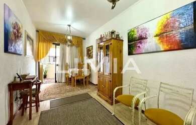 Imagem: O apartamentoe possui 2 Dormitórios, 1 Banheiro, 1 Vaga na