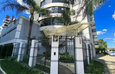 Imagem: O apartamento possui 3 Dormitórios, 3 Banheiros, 2 Vagas na