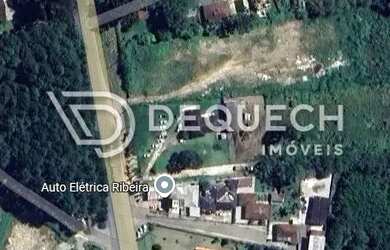 Imagem: Terreno com àrea total de 13.220,50 m2