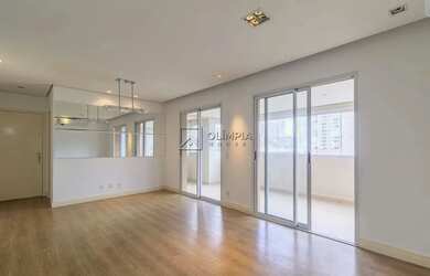 Imagem: O apartamento possui 4 Dormitórios, 3 Banheiros, 2 Vagas na