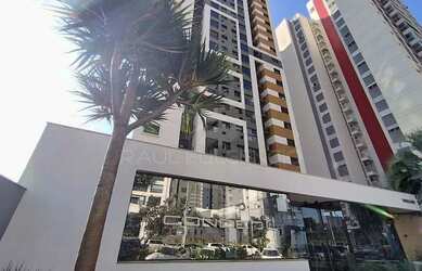 Imagem: O apartamento possui 1 Dormitório, 2 Banheiros, 1 Vaga na garagem