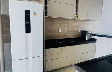 Imagem: A casa possui 2 Dormitórios, 1 Banheiro, 2 Vagas na garagem