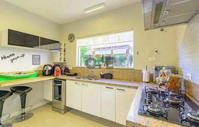 Imagem 16: Casa com 4 dormitórios, sendo 2 suítes para venda - Granja Viana - Cotia/SP...