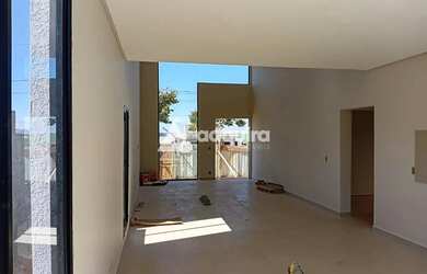 Imagem 4: Casa à venda no condomínio Alphaville, no Jardim Carvalho, Ponta Grossa, PR