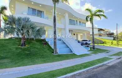 Imagem: A casa em condomínio possui 4 Dormitórios, 1 Banheiro, 5 Vagas