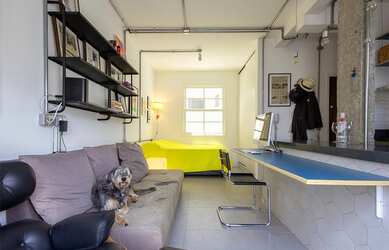 Imagem: O apartamento à venda possui 1 Dormitório, 2 Banheiros e 77m²