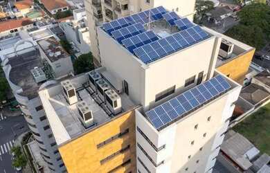 Imagem: O apartamento possui 3 Dormitórios, 3 Banheiros, 2 Vagas na