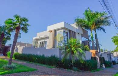 Imagem: A casa possui 2 Dormitórios, 3 Banheiros, 353m² de Área