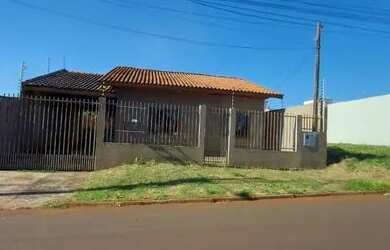 Imagem: A casa possui 2 Dormitórios, 1 Banheiro, 82m² de Área e