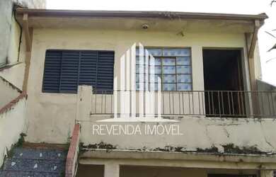 Imagem: A casa possui 3 Dormitórios, 1 Banheiro, 1 Vaga na garagem