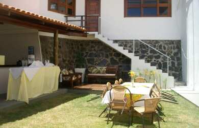 Imagem: O terreno à venda possui e está localizado em Pituaçu, Salvador