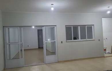 Imagem 2: Casa a venda. Área de serviço, 124m² de Área, 1 Vaga na garageme3...