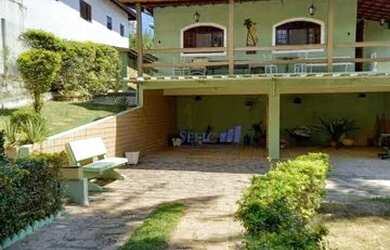 Imagem: A casa em condomínio possui 3 Dormitórios, 3 Banheiros, 4