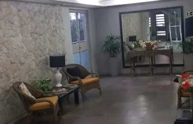 Imagem: O apartamento possui 4 Dormitórios, 2 Banheiros, 120m² de