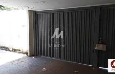 Imagem: O depósito possui 2 Vagas na garagem, 135m² de Área e está