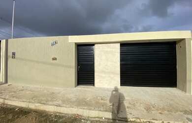 Imagem: A casa em condomínio possui 2 Dormitórios, 2 Banheiros e 3