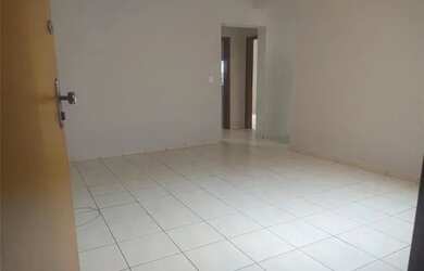 Imagem: O apartamento possui 2 Dormitórios, 1 Banheiro e 60m² de Área