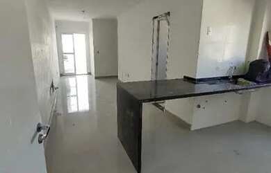 Imagem: O apartamento possui 3 Dormitórios, 1 Banheiro, 1 Vaga na garagem