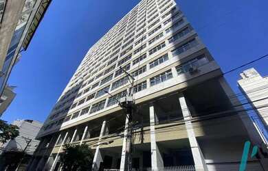 Imagem: O apartamento possui 4 Dormitórios, 4 Banheiros, 2 Vagas na