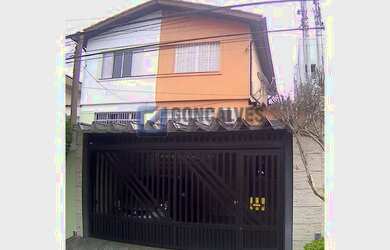 Imagem: A casa possui 2 Dormitórios, 2 Banheiros, 2 Vagas na garagem