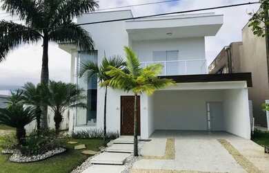 Imagem: A casa em condomínio possui 4 Dormitórios, 5 Banheiros, 5