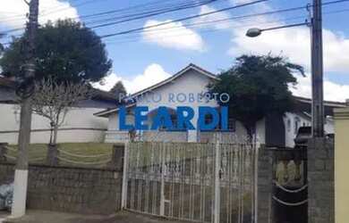 Imagem: A casa em condomínio possui 3 Dormitórios, 5 Banheiros, 5