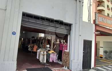 Imagem: O apartamento para alugar possui 1 Dormitório, 1 Banheiro e