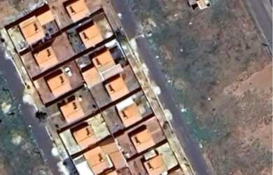 Imagem: O terreno possui 480m² de Área e está localizado em Santa