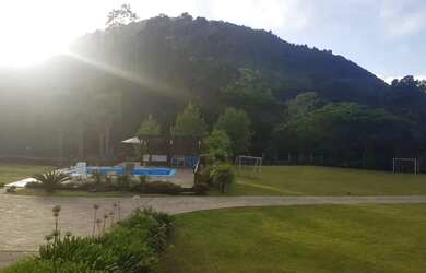 Imagem 5: Sitio - Bairro Linha 28. Piscina, Varanda, Área de serviçoe212m² de...