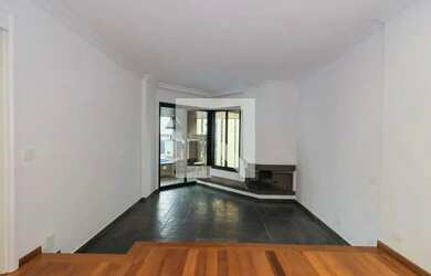 Imagem: O apartamento possui 1 Dormitório, 1 Banheiro, 2 Vagas na garagem