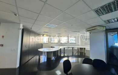 Imagem 4: Andar Corrido com Vista Panorâmica e 4 Vagas Livres