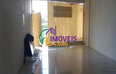 Imagem: O depósito possui 1 Vaga na garagem, 33m² de Área e está