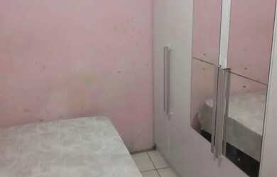 Imagem 3: Vende-se casa no 40 horas /EC