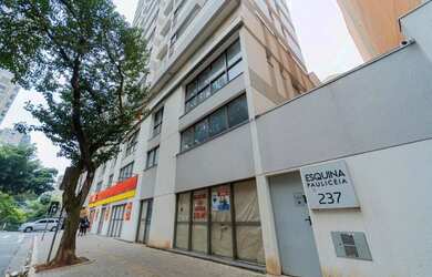 Imagem: O depósito possui 5 Vagas na garagem, 210m² de Área, Imóvel