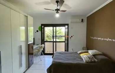 Imagem 9: Casa em Porto Alegre, no bairro Hípica, com 3 dormitório s , e 3 banheiros,...