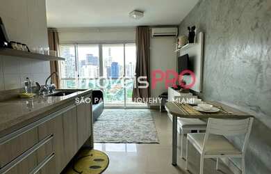 Imagem: O apartamento possui 1 Dormitório, 1 Banheiro, 1 Vaga na garagem