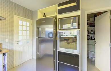 Imagem 15: Casa com 4 dormitórios, sendo 2 suítes para venda - Granja Viana - Cotia/SP...