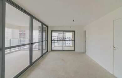 Imagem: O apartamento possui 3 Dormitórios, 4 Banheiros, 2 Vagas na