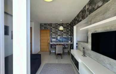 Imagem: O apartamento possui 1 Dormitório, 1 Banheiro, 1 Vaga na garagem