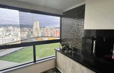 Imagem: O apartamento possui 3 Dormitórios, 2 Banheiros, 1 Vaga na