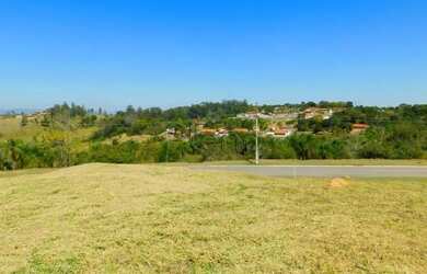 Imagem: O terreno à venda possui 1030m² de Área e está localizado