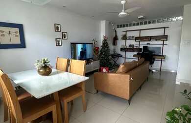 Imagem: A casa possui 2 Dormitórios, 2 Banheiros, 1 Vaga na garagem