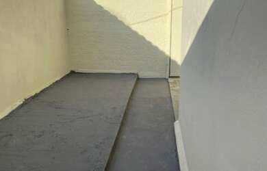 Imagem: A casa possui 2 Dormitórios, 1 Banheiro, 4 Vagas na garagem